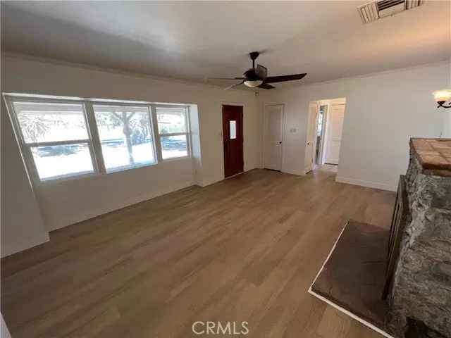 Multi-family house For Sale in Apple Valley, California