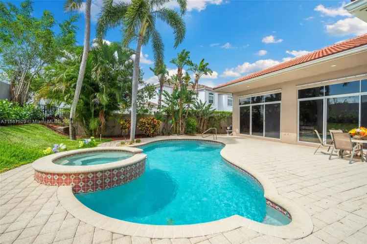 Single-family house For Sale in Boca Raton, Florida