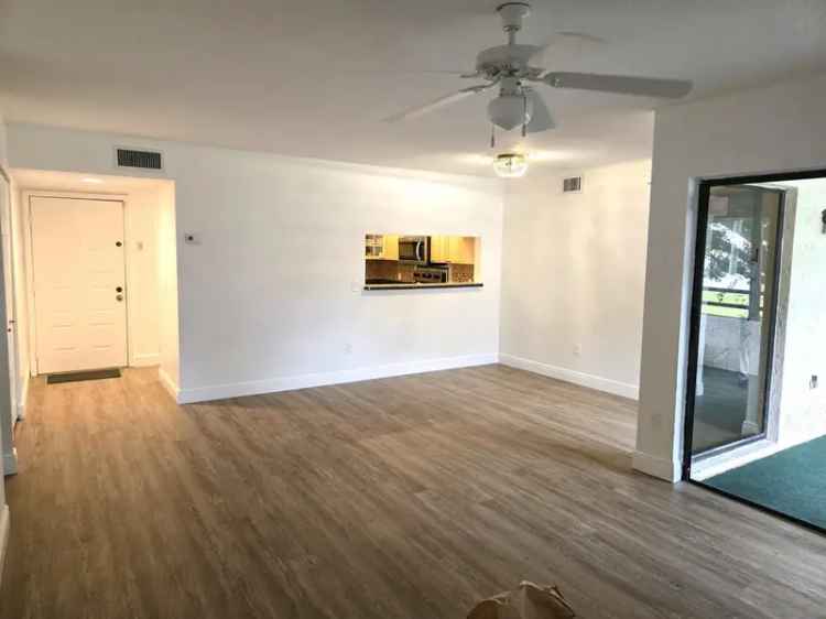 Condo For Sale in 20320, Northeast 3rd Court, Florida