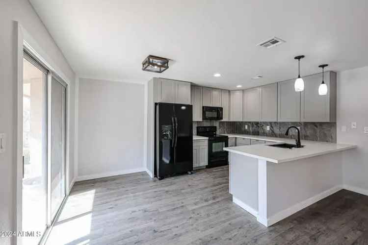 Apartment For Sale in 1085, North 84th Place, Scottsdale, Arizona