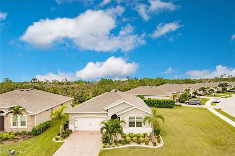 Single-family house For Sale in Cape Coral, Florida