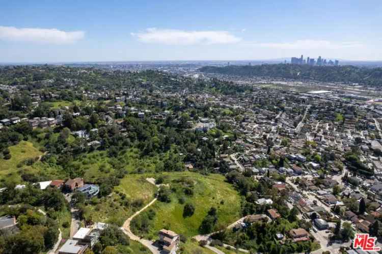 Land For Sale in 3562, North Paseo Drive, Los Angeles, California