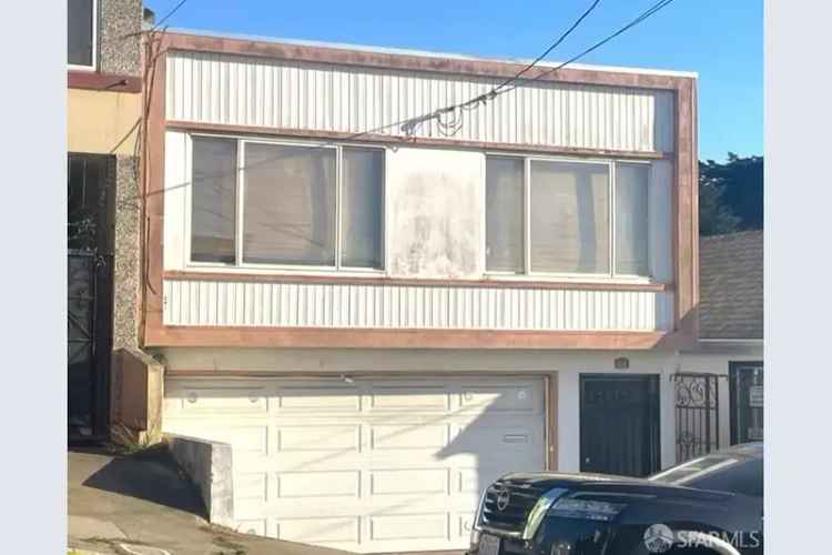 Single-family house For Sale in 219, Munich Street, San Francisco, California