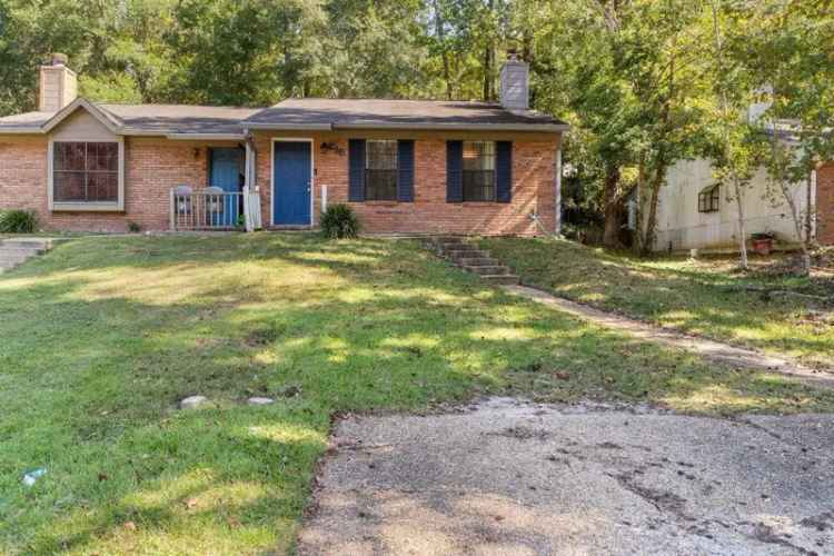 House For Sale in 215, Whetherbine Way East, Tallahassee, Florida