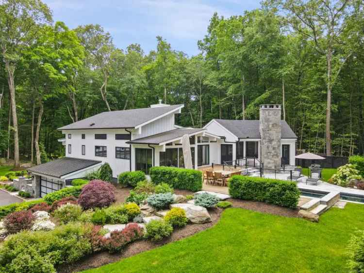 Single-family house For Sale in 85, Norton Road, Easton, Connecticut