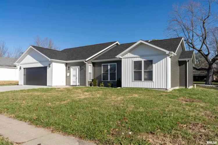 Single-family house For Sale in 605, South Buchanan Street, Marion, Illinois