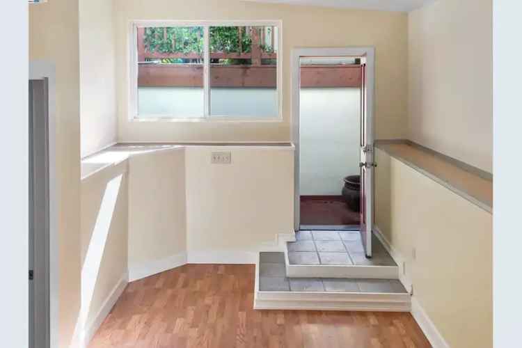 Multi-family house For Sale in 2622, Kingsland Avenue, Oakland, California