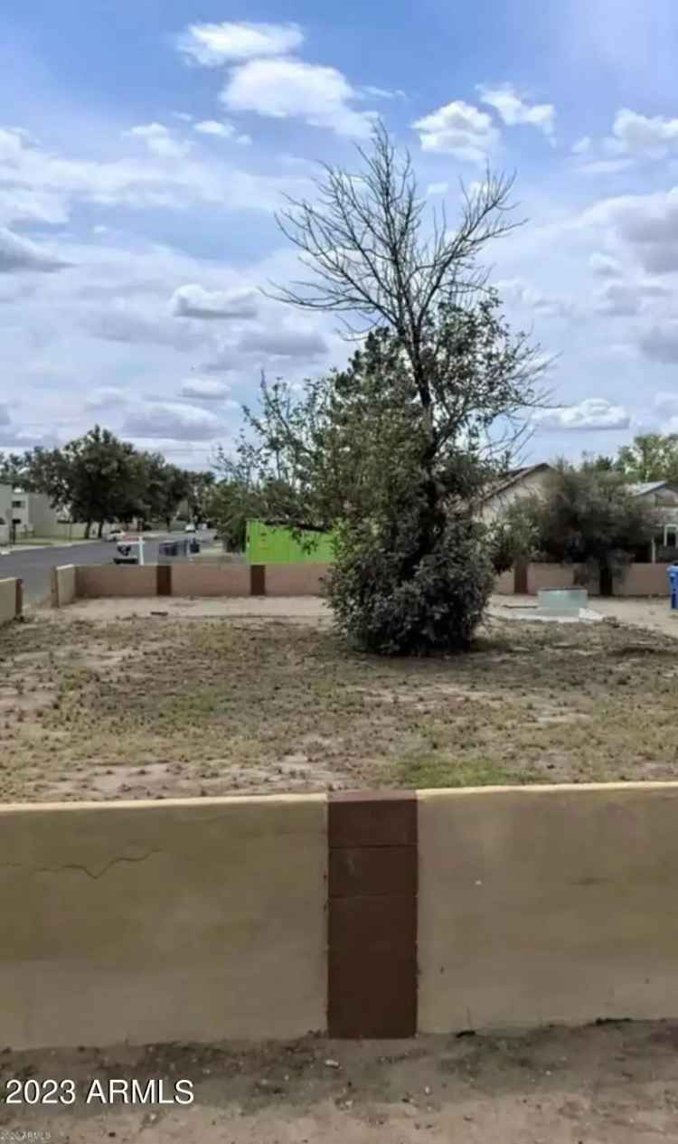 Land For Sale in 2105, West Elm Street, Phoenix, Arizona