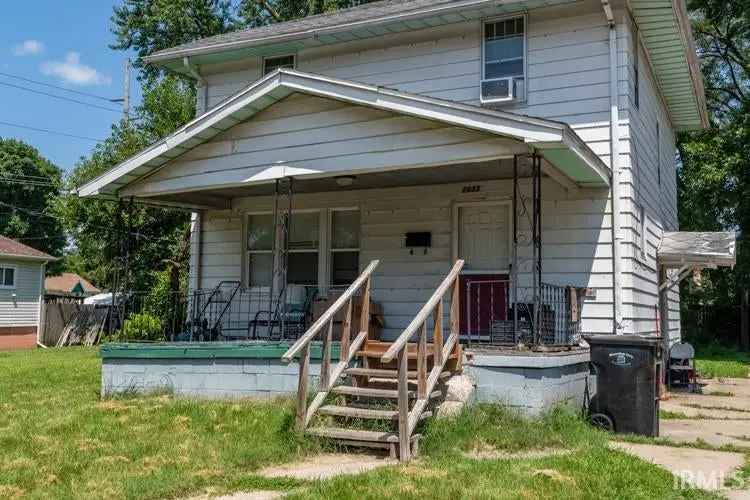 Single-family house For Sale in 2633, West Washington Street, South Bend, Indiana