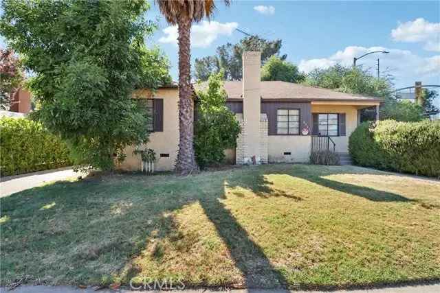 Single-family house For Sale in 6361, Blucher Avenue, Los Angeles, California