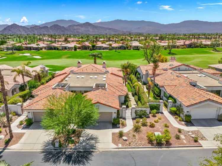 Condo For Sale in 479, Desert Holly Drive, Palm Desert, California