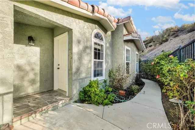 Single-family house For Sale in 189, Little John Court, Westlake Village, California