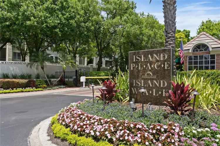 Condo For Sale in Tampa, Florida