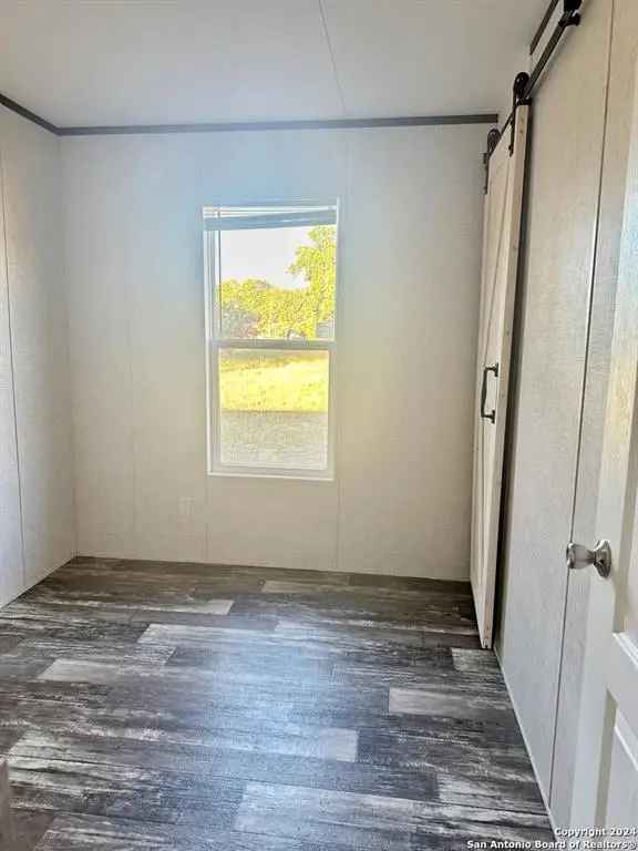 Single-family house For Sale in Texas