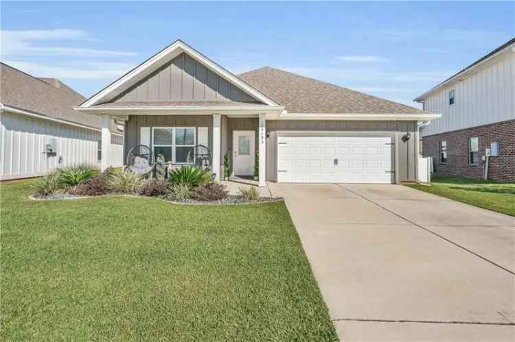 Single-family house For Sale in Daphne, Alabama