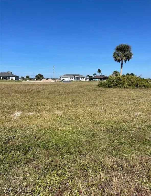 Land For Sale in Cape Coral, Florida