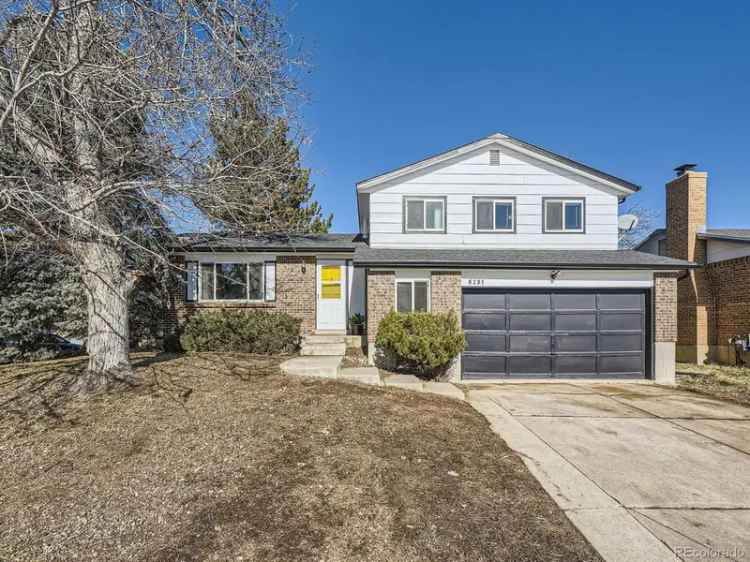 Single-family house For Sale in Littleton, Colorado