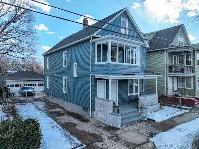 Multi-family house For Sale in 42, Orlando Street, West Haven, Connecticut