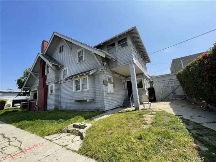 Single-family house For Sale in Los Angeles, California