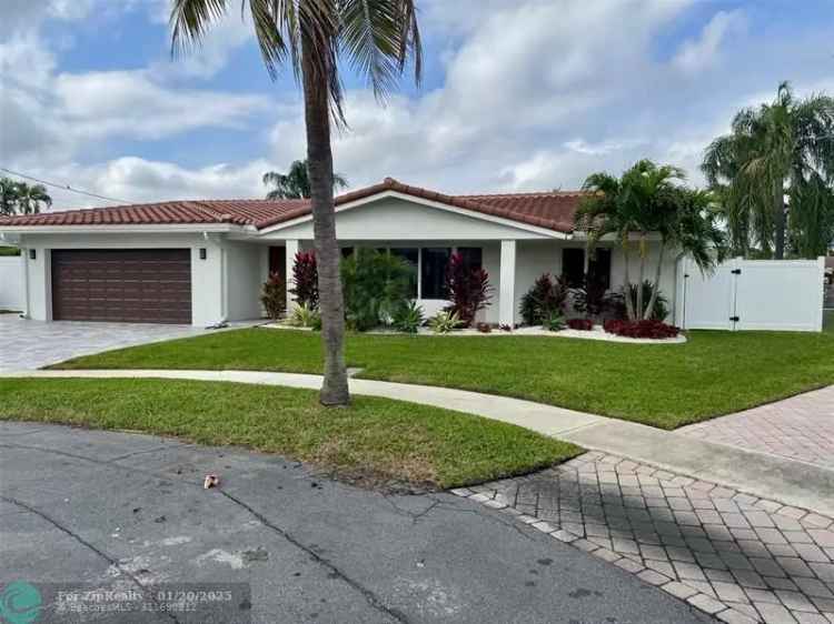 Single-family house For Sale in 229, Southeast 3rd Terrace, Pompano Beach, Florida