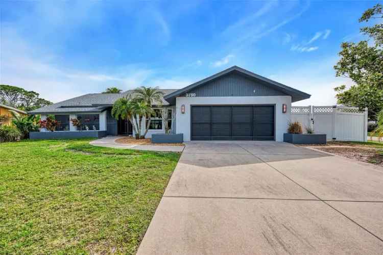 Single-family house For Sale in 3750, Secor Road, South Venice, Florida