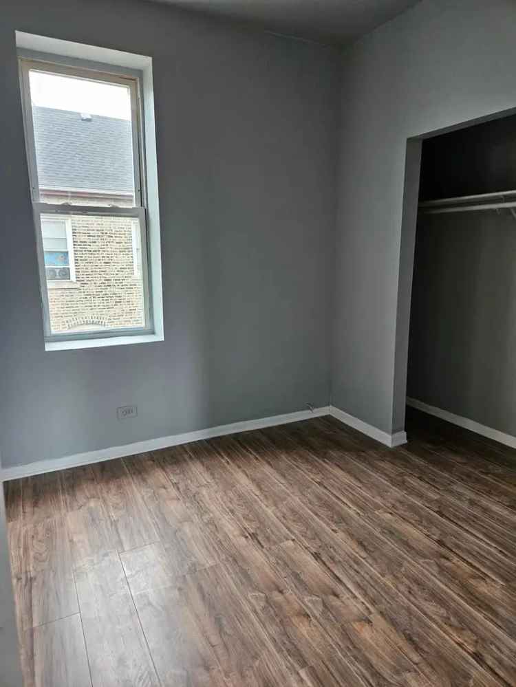 4 Bedroom Apartment for Rent - Section 8 Welcome