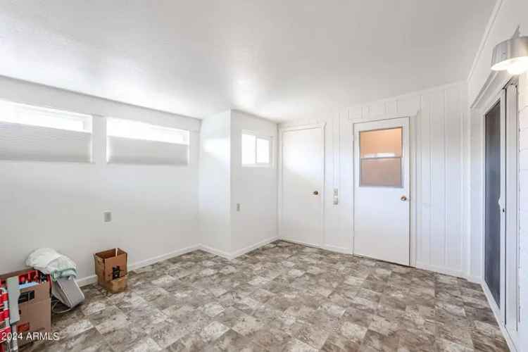 Apartment For Sale in 10430, North 103rd Avenue, Sun City, Arizona