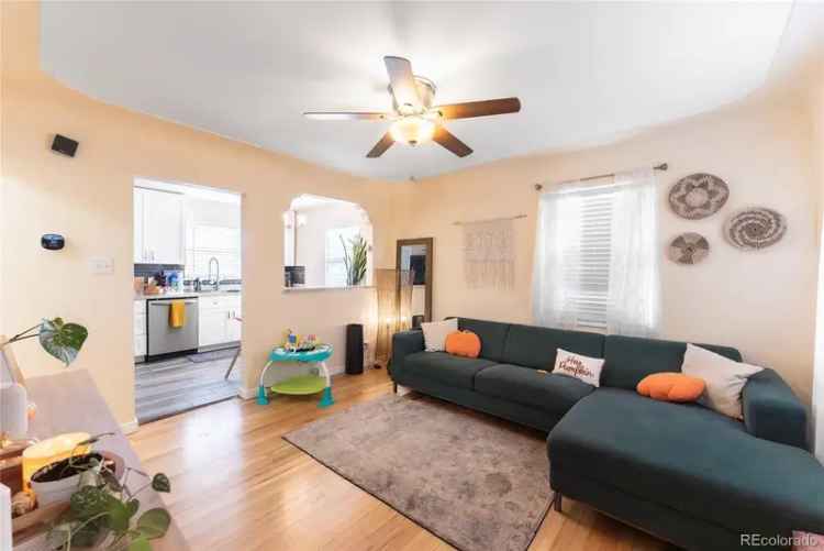 House For Sale in Denver, Colorado