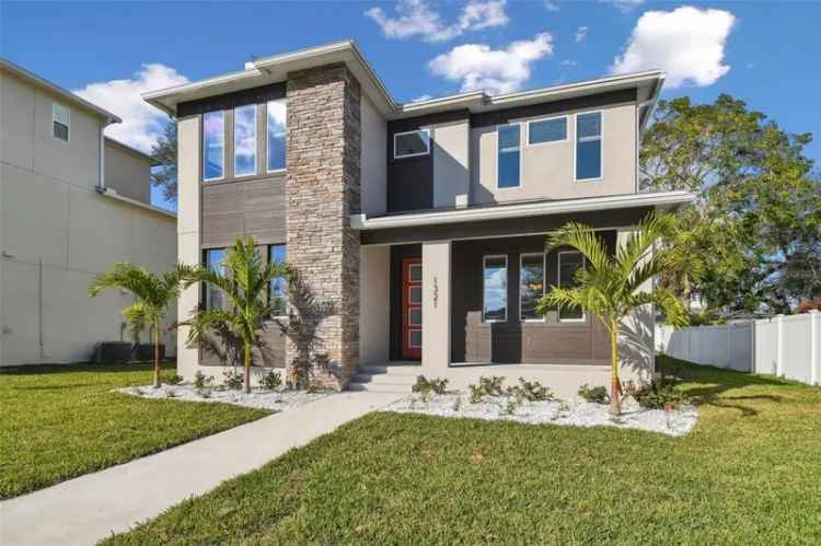 Single-family house For Sale in 1321, West Arch Street, Tampa, Florida