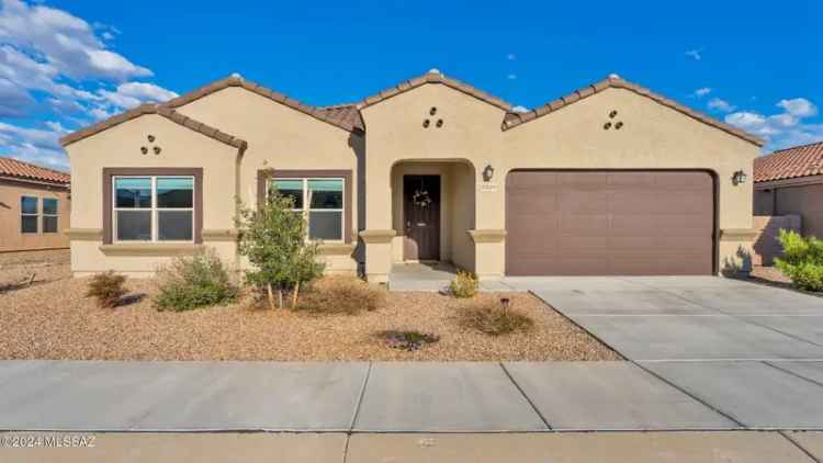 Single-family house For Sale in 17839, South Whispering Glen path, Sahuarita, Arizona