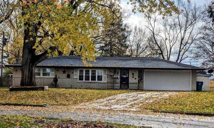 Single-family house For Sale in 341, Twillo Run Drive, New Haven, Indiana