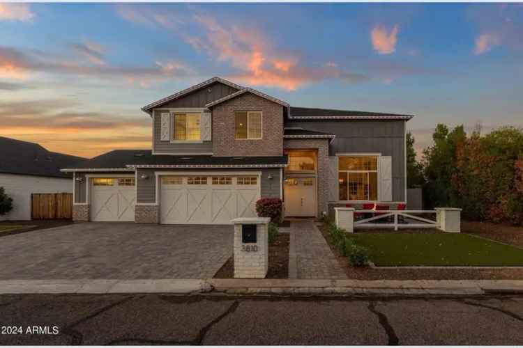 Single-family house For Sale in 3810, East Devonshire Avenue, Phoenix, Arizona