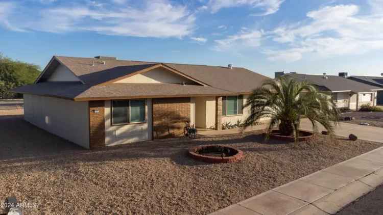 Single-family house For Sale in 13225, West Hyacinth Drive, Sun City West, Arizona