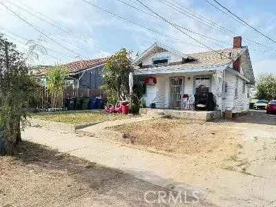 Multi-family house For Sale in 707, Camulos Street, Los Angeles, California