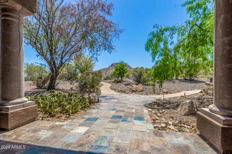 Single-family house For Sale in 9186, South San Pablo Drive, Goodyear, Arizona