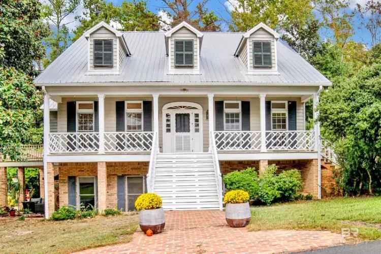 Single-family house For Sale in Fairhope, Alabama