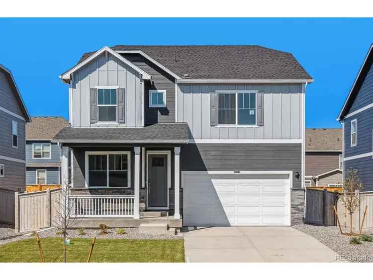 Single-family house For Sale in Parker, Colorado