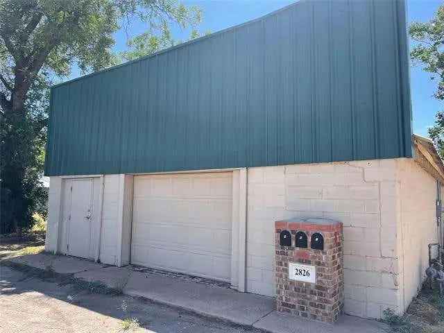 Duplex For Sale in 2826, Pine Street, Abilene, Texas