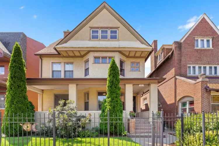 Multi-family house For Sale in 1031, East 45th Street, Chicago, Illinois