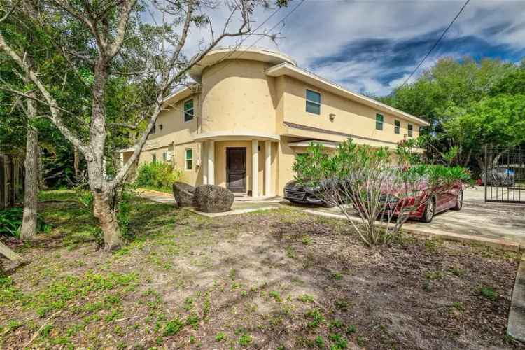 Single-family house For Sale in 6628, 1st Street North, Saint Petersburg, Florida