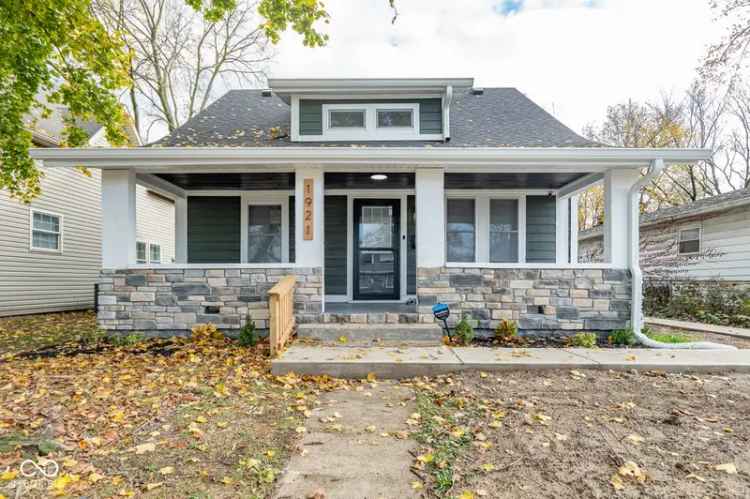 Single-family house For Sale in 1921, North Dexter Street, Indianapolis, Indiana