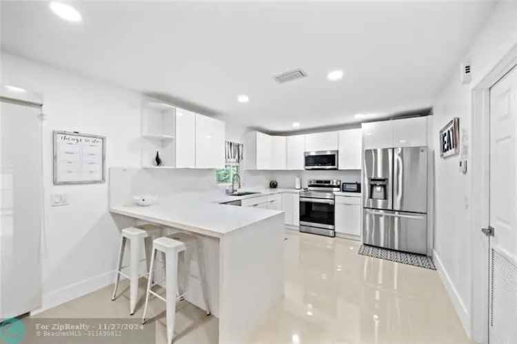 Single-family house For Sale in 6431, Northwest 34th Avenue, Fort Lauderdale, Florida