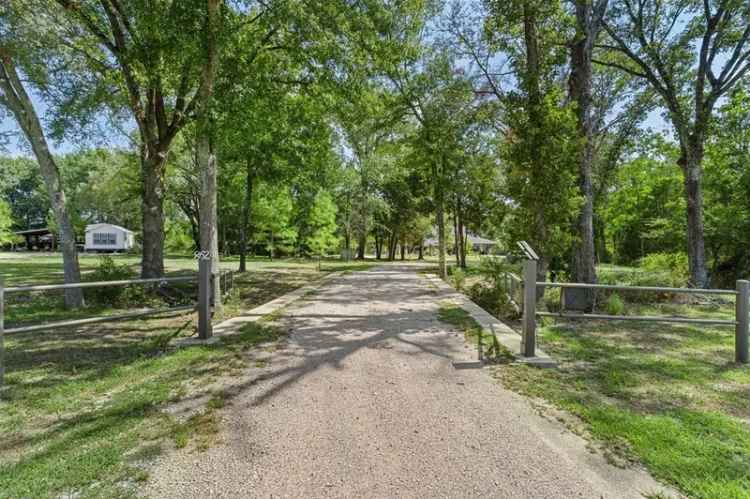 Single-family house For Sale in Texas