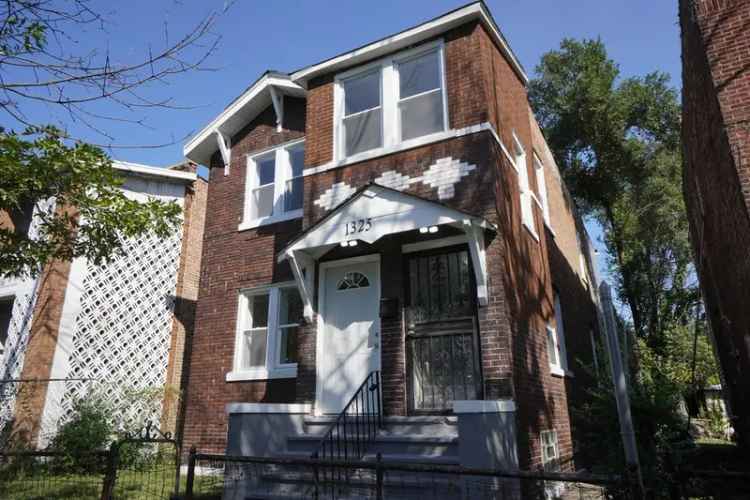 Multi-family house For Sale in 1325, Van Buren Street, Gary, Indiana