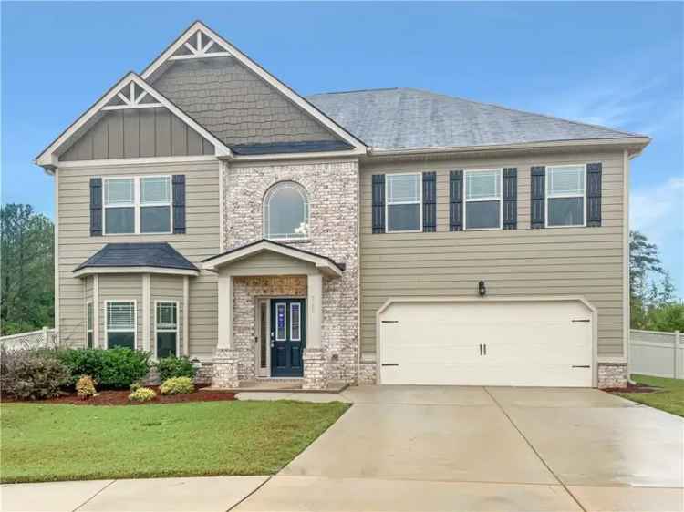 Single-family house For Sale in 210, Brookview Drive, Newnan, Georgia