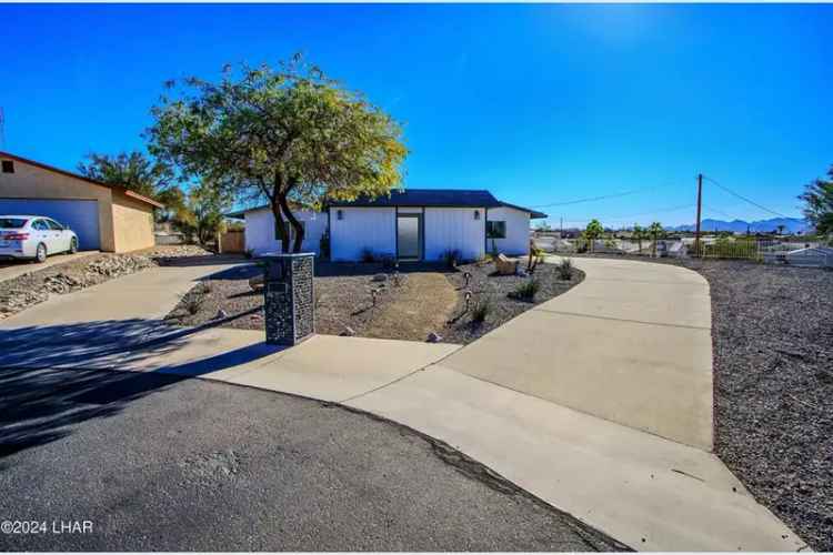 Single-family house For Sale in Lake Havasu City, Arizona