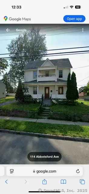 Multi-family house For Sale in 113, Abbotsford Avenue, West Hartford, Connecticut