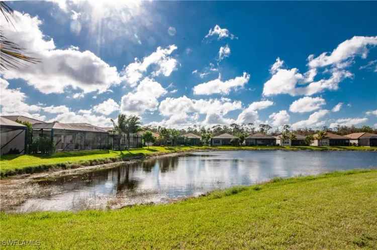 Single-family house For Sale in Bonita Springs, Florida