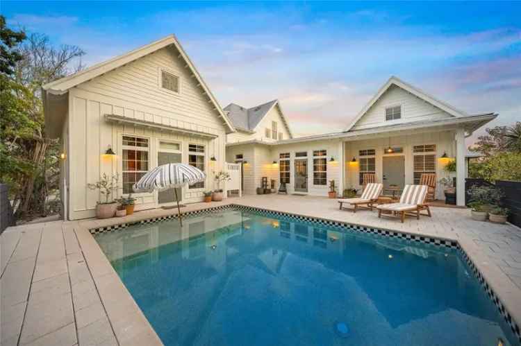 Single-family house For Sale in 689, Lands End Drive, Longboat Key, Florida