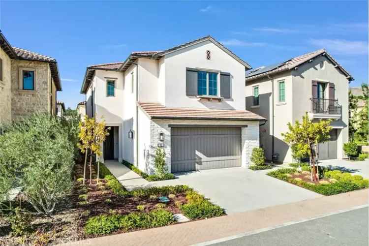 Single-family house For Sale in 211, Fiore, Irvine, California